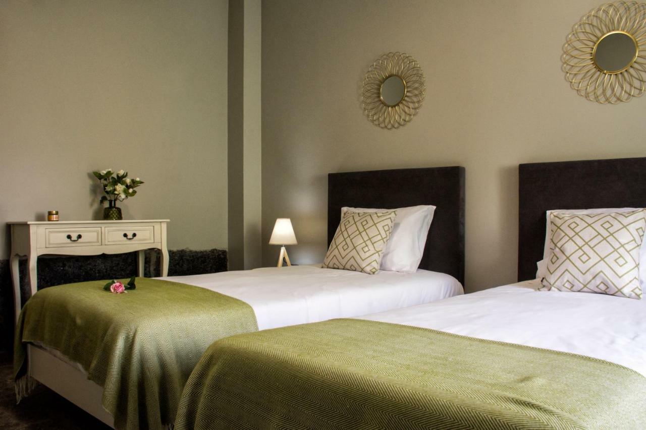 Stonehouse Apartment *