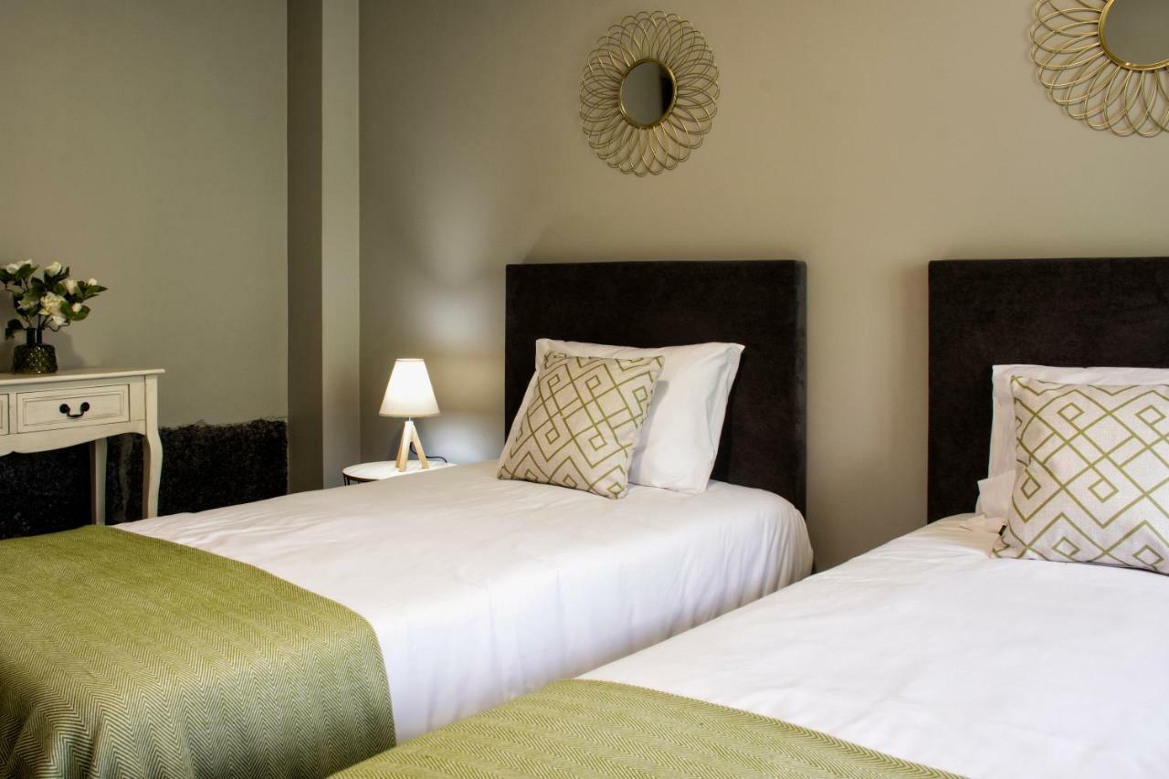 Stonehouse Apartment *